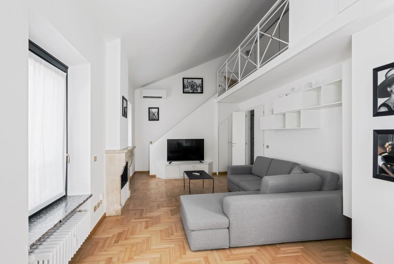Апартаменти Living Brera, A Unique Experience - Vicolo Fiori Мілан Екстер'єр фото