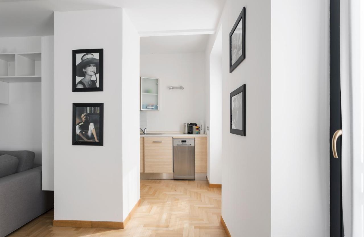 Апартаменти Living Brera, A Unique Experience - Vicolo Fiori Мілан Екстер'єр фото